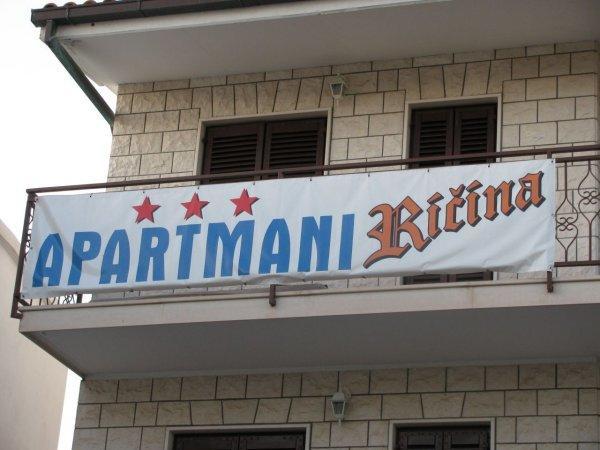 Apartments Ricina ドゥギ・ラット エクステリア 写真